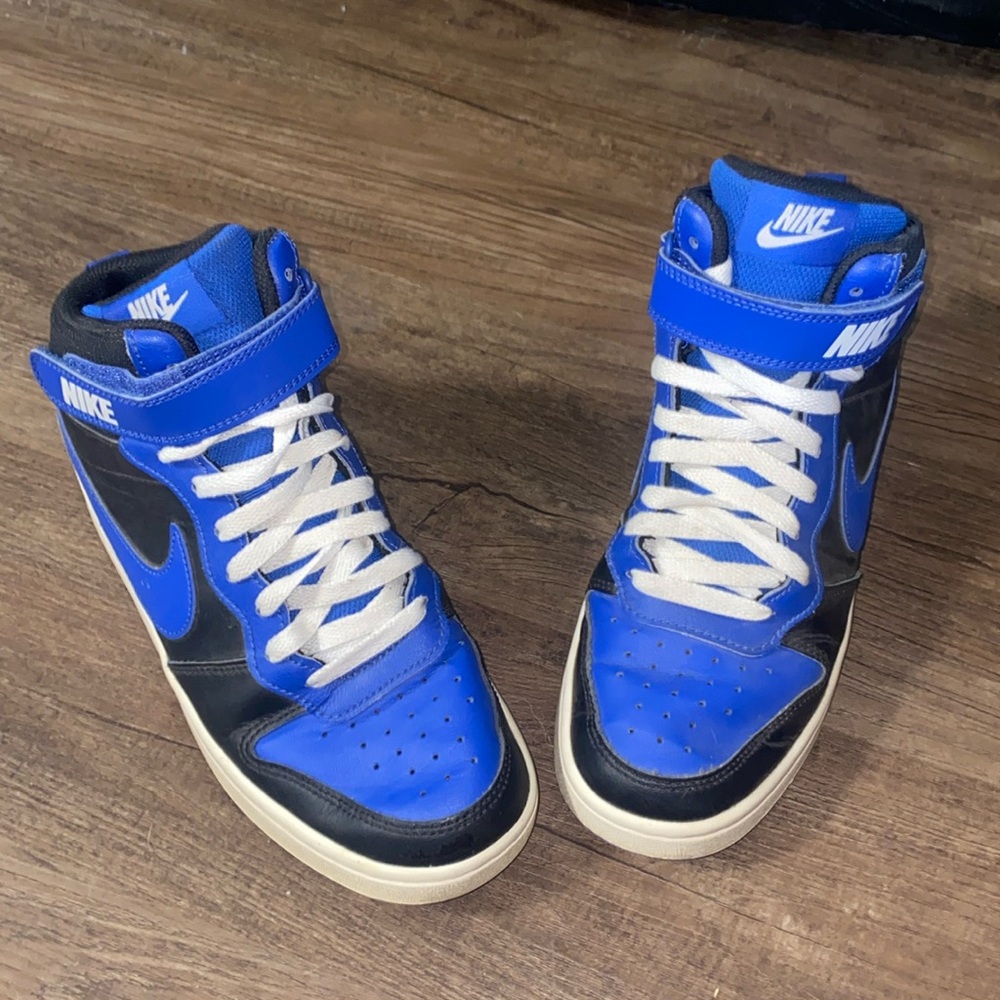 Nike Court Borough Mid 2 Boys Size 6Y/M 7.5W Blue Athletic Shoes Sneakers - Picture 2 of 8